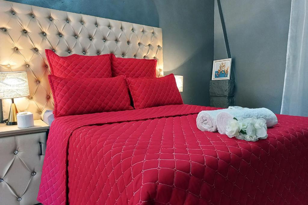 Queens Palace Pretoria Room photo